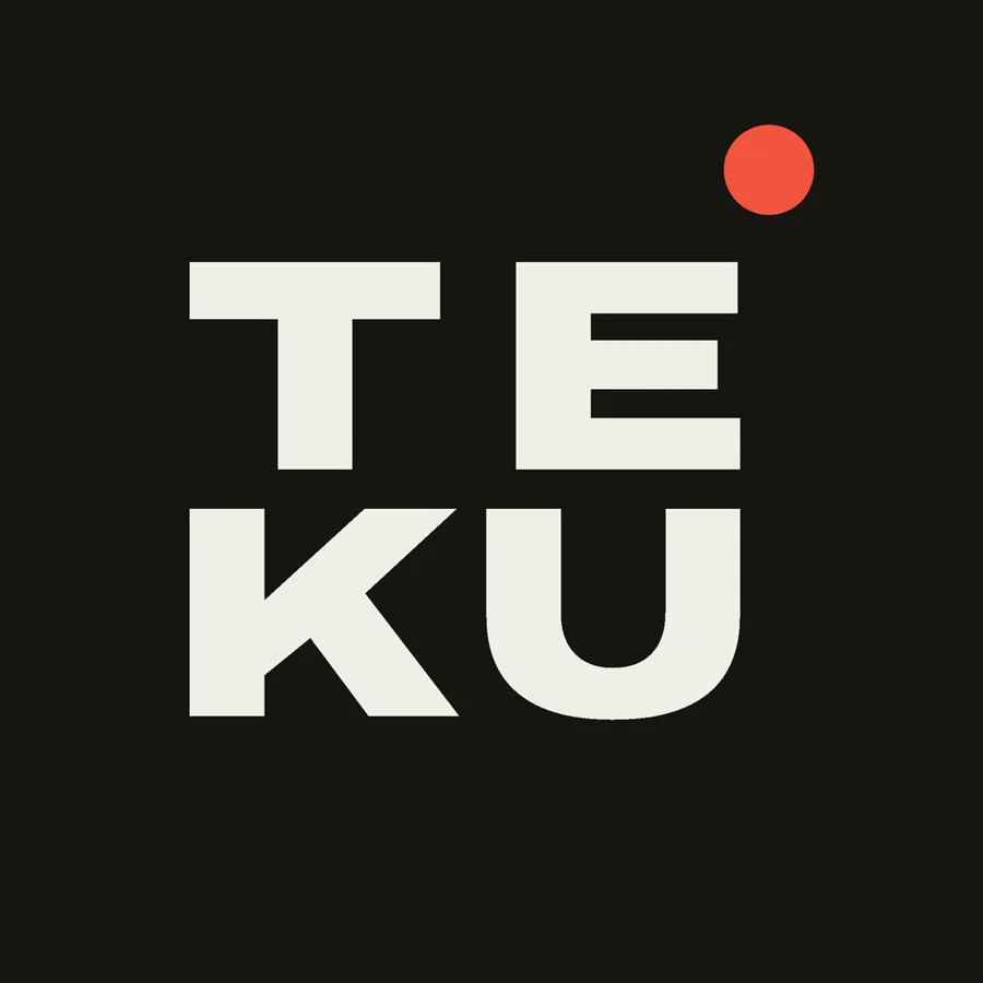 Teku Team monogram: TE stacked over KU in heavy wide caps with a red record dot.
